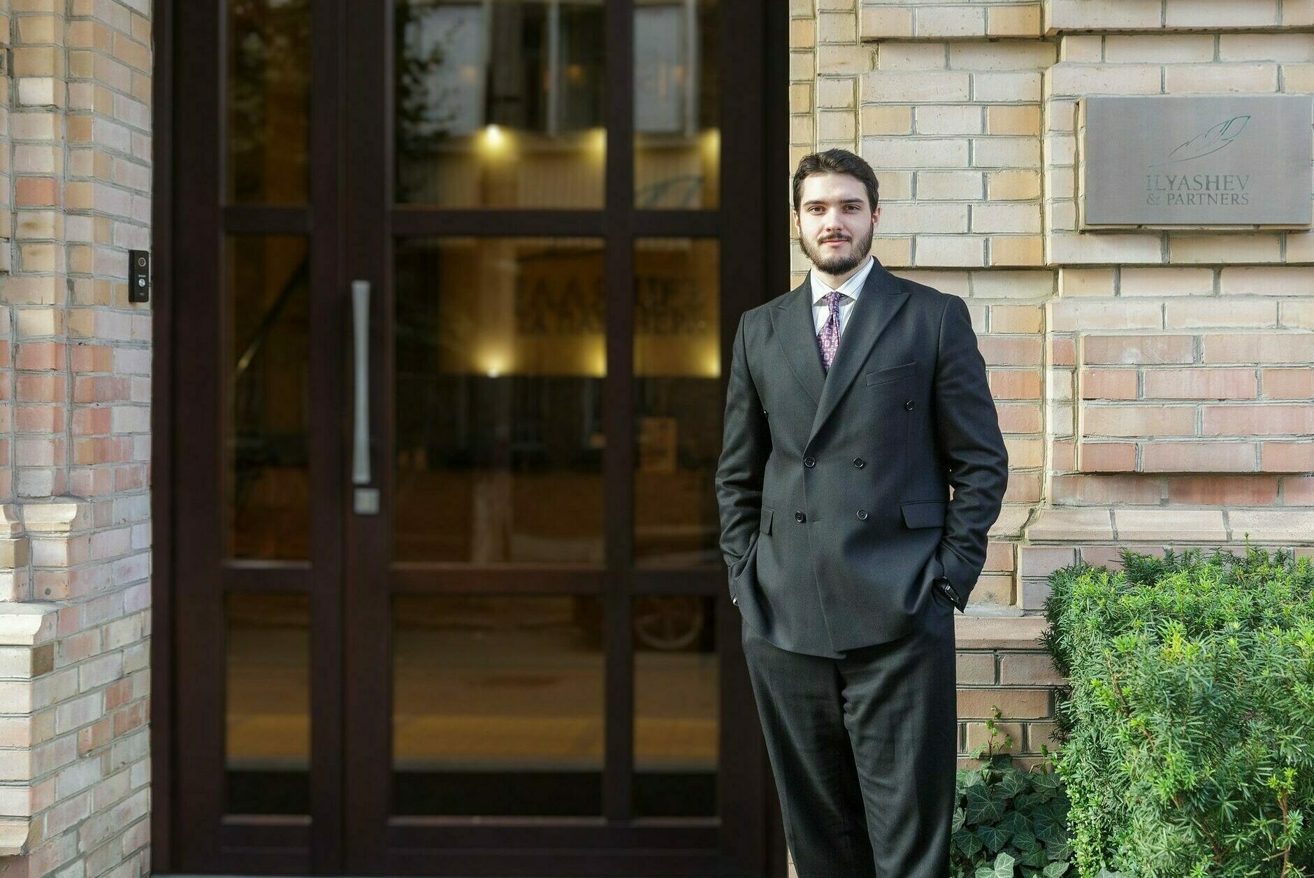 Yaroslav V. Mudryi - background image